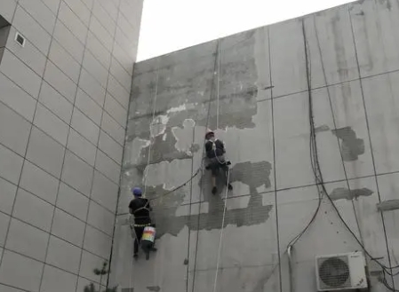 黑水楼顶漏水维修公司分享下黑水外墙防水的注意事项